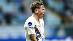 Atacante faz grande temporada - Foto: Pedro H. Tesch/Getty Images.