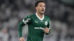 Felipe Anderson vem ajudando defensivamente o time do Palmeiras
