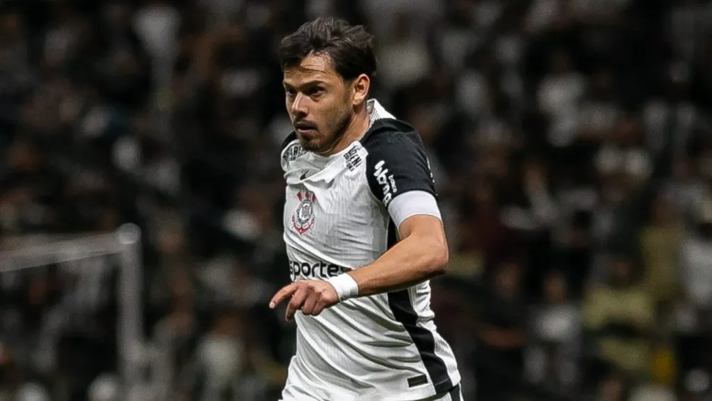 Romero é um dos que devem sair - Foto: Fernando Moreno/AGIF