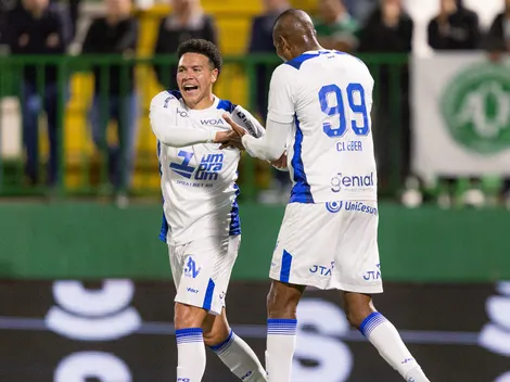 No meio da tabela, CRB e Avaí se enfrentam em busca de uma arrancada