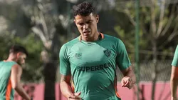 Thiago Silva trabalha no CT Carlos Castilho