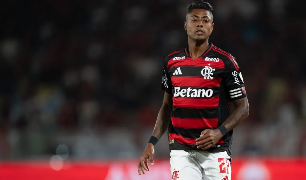 Em baixa no Flamengo, Bruno Henrique não marca desde agosto – Foto: Jorge Rodrigues/AGIF