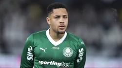 Vitor Roque está´pendurado e pode ficar de fora do duelo contra o Tricolor