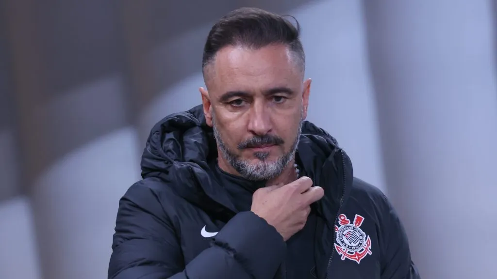Vítor Pereira no Corinthians. Foto: Marcello Zambrana/AGIF