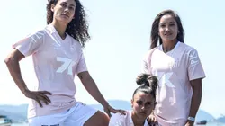 Santos lança camisa rosa em homenagem ao Outubro Rosa - Foto: Reinaldo Campos/Santos FC