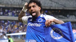 Gabigol comemorando pelo Cruzeiro em partida válida pelo Campeonato Brasileiro - Foto: Gilson Lobo/AGIF