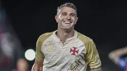 Vegetti jogador do Vasco comemora gol - Foto: Thiago Ribeiro/AGIF