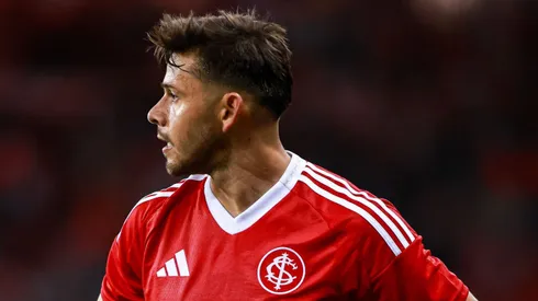 Óscar Romero, meia do Internacional