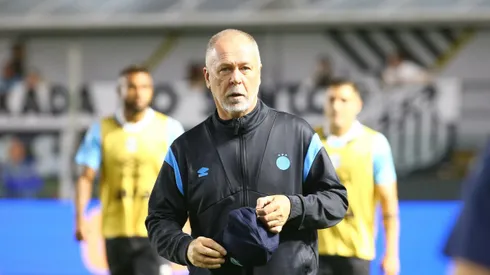 Mano Menezes no comando do Grêmio. Foto: Mauricio de Souza/AGIF