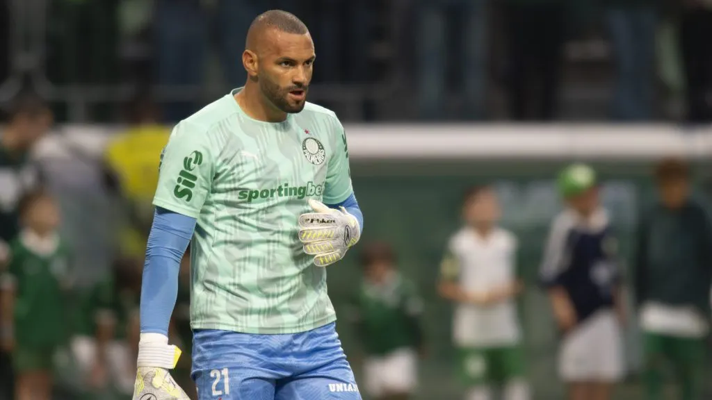 Weverton manda indireta após o Flamengo após vitória sobre o Vasco – Foto: Anderson Romão/AGIF