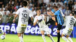 Partida terminou em 1 a 1 - Foto: Mauricio De Souza/AGIF.