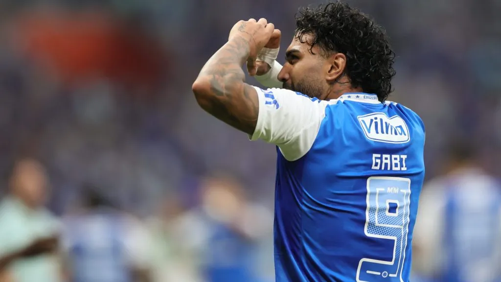 Gabriel Barbosa, conhecido como Gabigol, irá reencontrar o Flamengo nesta quinta-feira (2). Foto: Gilson Lobo/AGIF