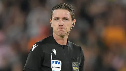 Ramon Abatti Abel, árbitro de Flamengo x Cruzeiro Foto: Thiago Ribeiro/AGIF