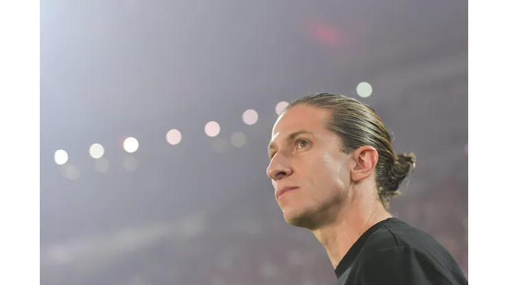 Filipe Luís não foi feliz em suas escolhas em Flamengo x Cruzeiro