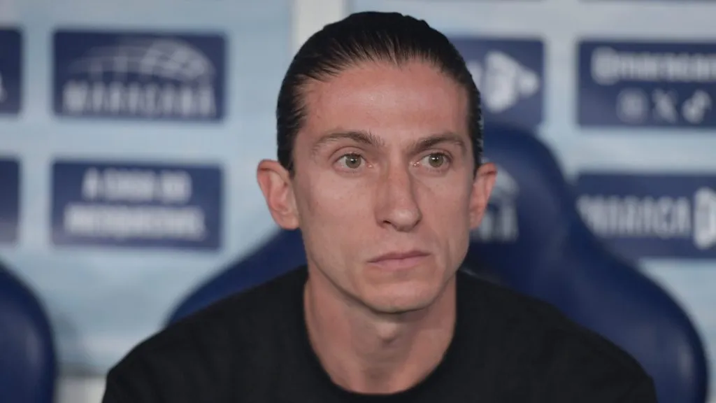 Filipe Luis completou 1 ano como técnico do Flamengo. Foto: Thiago Ribeiro/AGIF