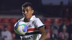 Luiz Gustavo tem retorno ao São Paulo avaliado por Hernán Crespo