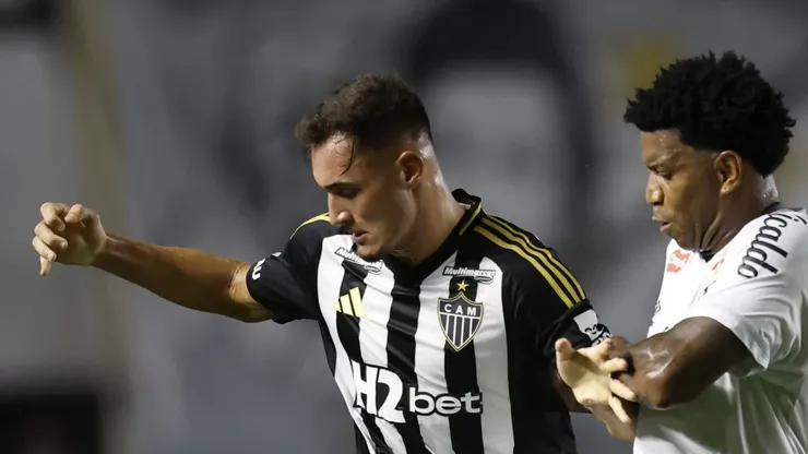 João Marcelo durante jogo do Galo contra o Santos.