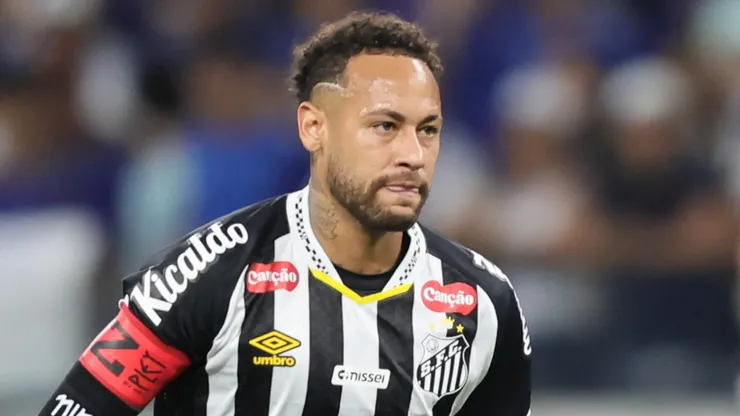 Neymar foi duramente criticado por jornal espanhol novamente