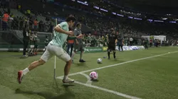 Raphael Veiga jogador do Palmeiras durante partida contra o Vasco no estadio Arena Allianz Parque pelo campeonato Brasileiro A 2025. Foto: Anderson Romao/AGIF