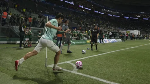 Raphael Veiga jogador do Palmeiras durante partida contra o Vasco no estadio Arena Allianz Parque pelo campeonato Brasileiro A 2025. Foto: Anderson Romao/AGIF