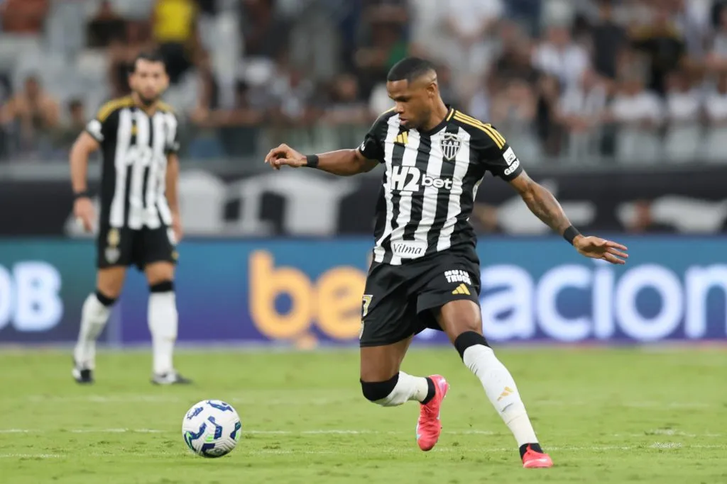 Júnior Santos em ação pelo Atlético-MG. Foto: Gilson Lobo/AGIF