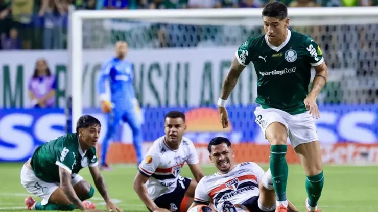 Palmeiras em duelo com o São Paulo em 2025. Foto: Marcello Zambrana/AGIF