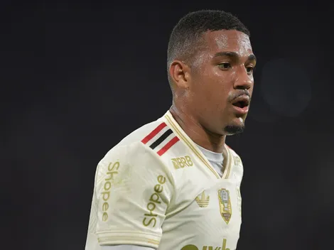 Samuel Lino vai para o banco de reservas e torcida do Flamengo aprova escolha de Filipe Luís