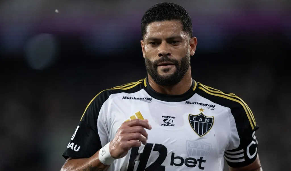 Hulk deve retornar ao time titular do Atlético-MG contra o Fluminense – Foto: Jorge Rodrigues/AGIF