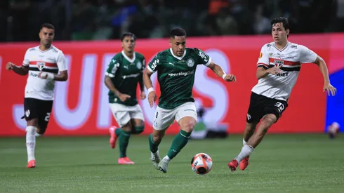 Vitor Roque jogador do Palmeiras durante partida contra o São Paulo - Foto: Ettore Chiereguini/AGIF