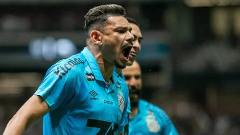 Atacante teve altos e baixos - Foto: Fernando Moreno/AGIF.