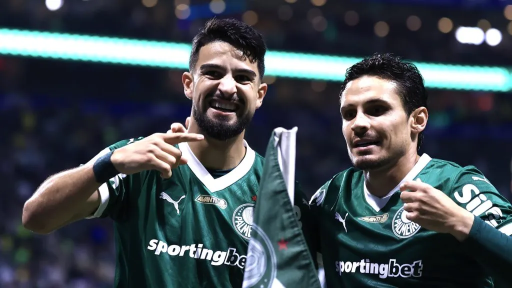 Flaco López e Raphael Veiga vão atuar juntos mais uma vez – Foto: Marcello Zambrana/AGIF