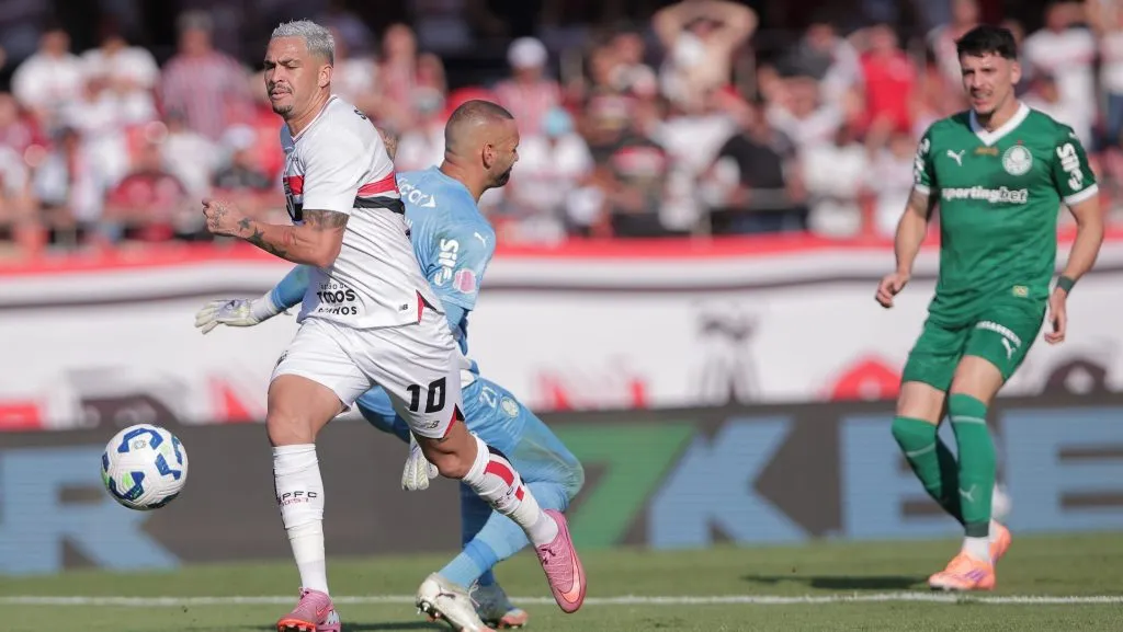 Luciano marcando gol. Foto: Ettore Chiereguini/AGIF