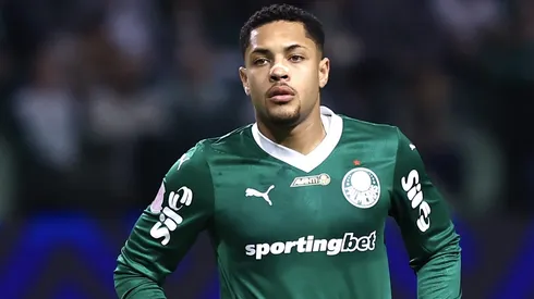 Vitor Roque jogador do Palmeiras durante partida contra o Vasco no estadio Arena Allianz Parque pelo campeonato Brasileiro A 2025. Foto: Marcello Zambrana/AGIF