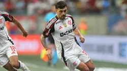 De Arrascaeta durante a partida do Flamengo diante do Bahia na Arena Fonte Nova