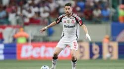 Jorginho, volante do Flamengo em partida pelo campeonato brasileiro