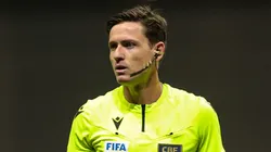 Situação aconteceu após o apito final. Foto: Gilson Lobo/AGIF