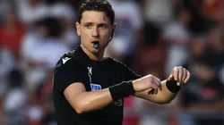 Árbitro Ramon Abatti Abel durante partida entre São Paulo e Palmeiras, no Morumbis, pelo Brasileirão.