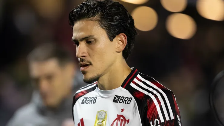 Pedro em ação pelo Flamengo no ano de 2025 - Foto: Joisel Amaral/AGIF