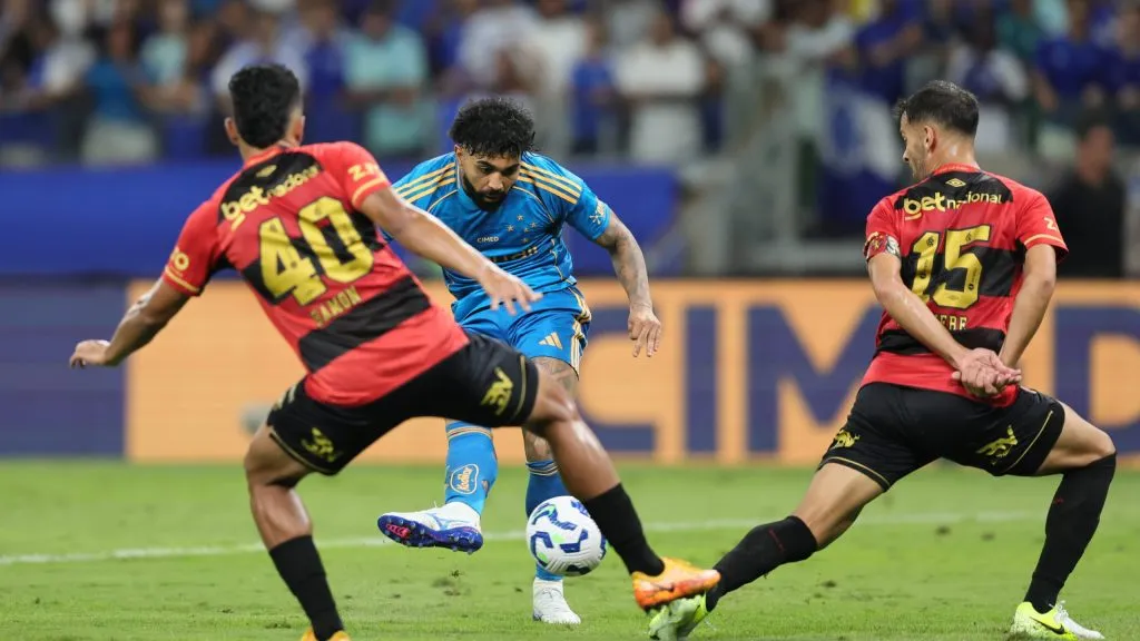 Gabigol - Foto: Gilson Lobo/AGIF.