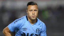 Marlon, do Grêmio, pode ser punido após reclamar da arbitragem.