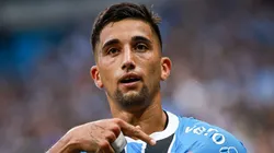 Cristian Olivera durante partida contra o Santos.