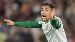 Atacante causou mais uma polêmica - Foto: Thiago Ribeiro/AGIF.