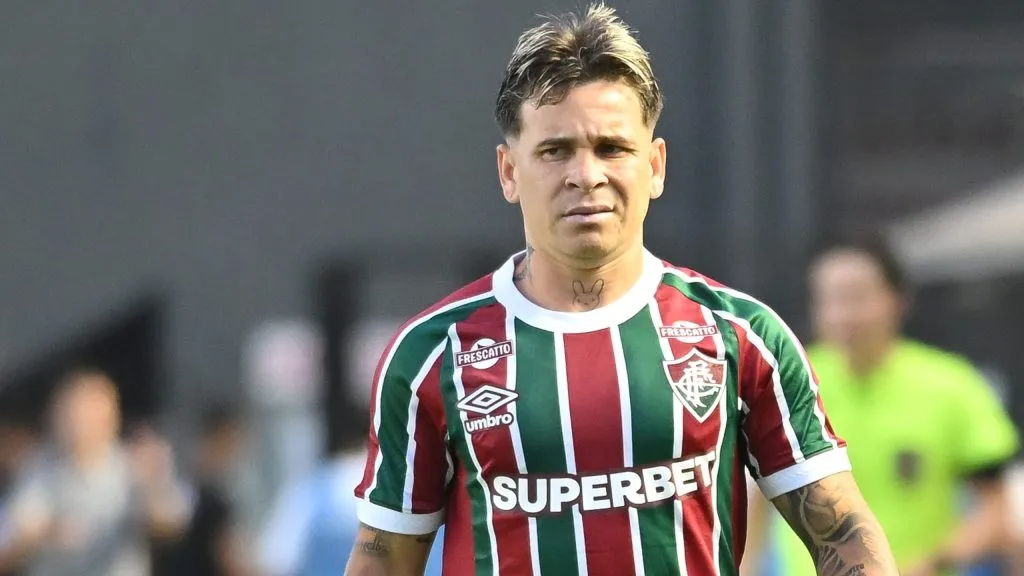 Soteldo jogador do Fluminense durante partida contra o Santos no estadio Vila Belmiro pelo campeonato Brasileiro A 2025. Foto: Jota Erre/AGIF