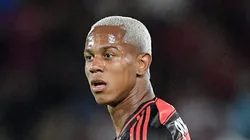 Wallace Yan, atacante do Flamengo Foto: Thiago Ribeiro/AGIF