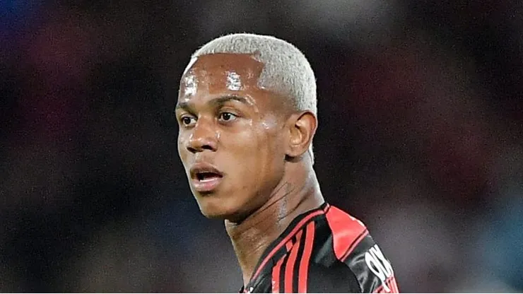 Wallace Yan, atacante do Flamengo Foto: Thiago Ribeiro/AGIF