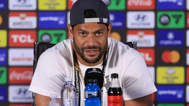 Atacante tem o futuro incerto - Foto: Buda Mendes/Getty Images.