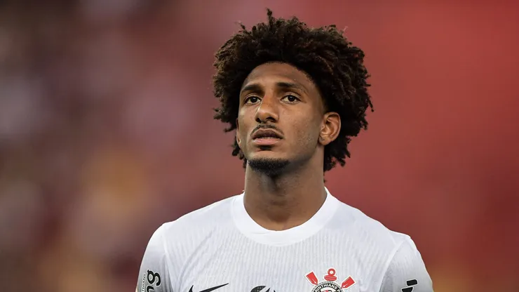 Situação de Talles Magno é exposta no Corinthians