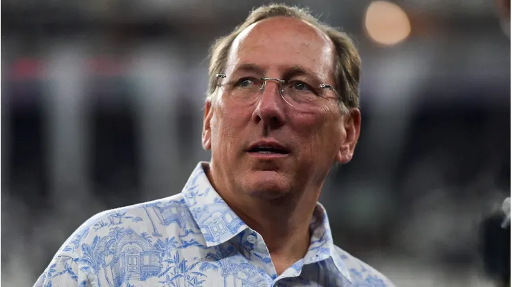 Textor usa o Vasco de exemplo ao falar de situação nos bastidores do Botafogo.