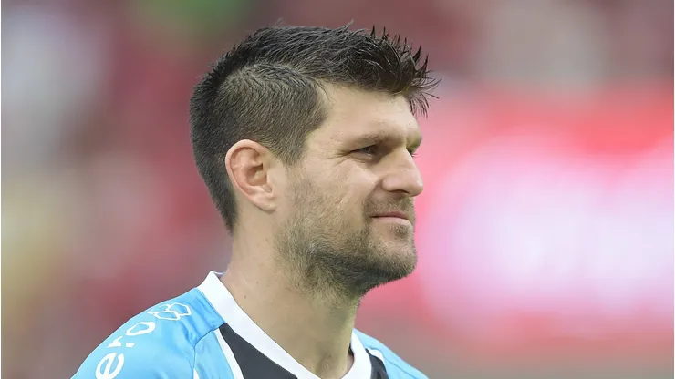 RJ - RIO DE JANEIRO - 31/08/2025 - BRASILEIRO A 2025, FLAMENGO X GREMIO - Kannemann jogador do Gremio durante partida contra o Flamengo no estadio Maracana pelo campeonato Brasileiro A 2025.