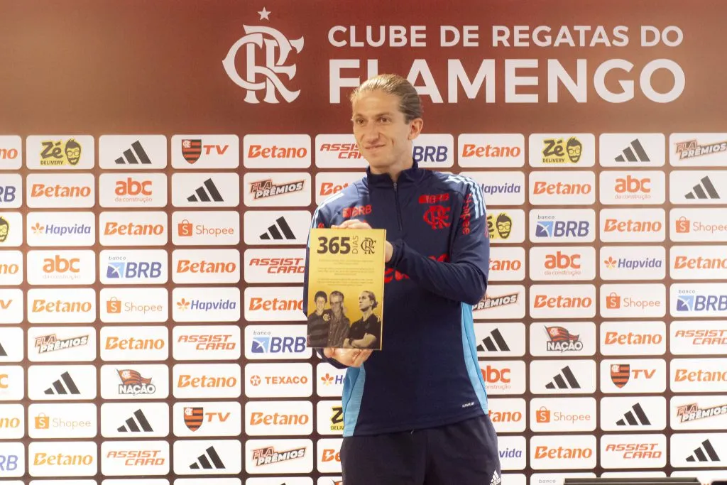Filipe Luís, técnico do Flamengo – Foto: Adriano Fontes/Flamengo